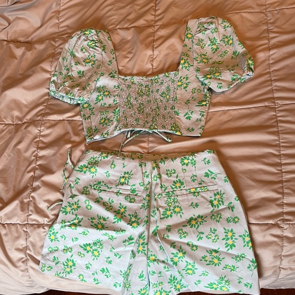 Zara printed blue floral crop top & skort set - Picture 3 of 5